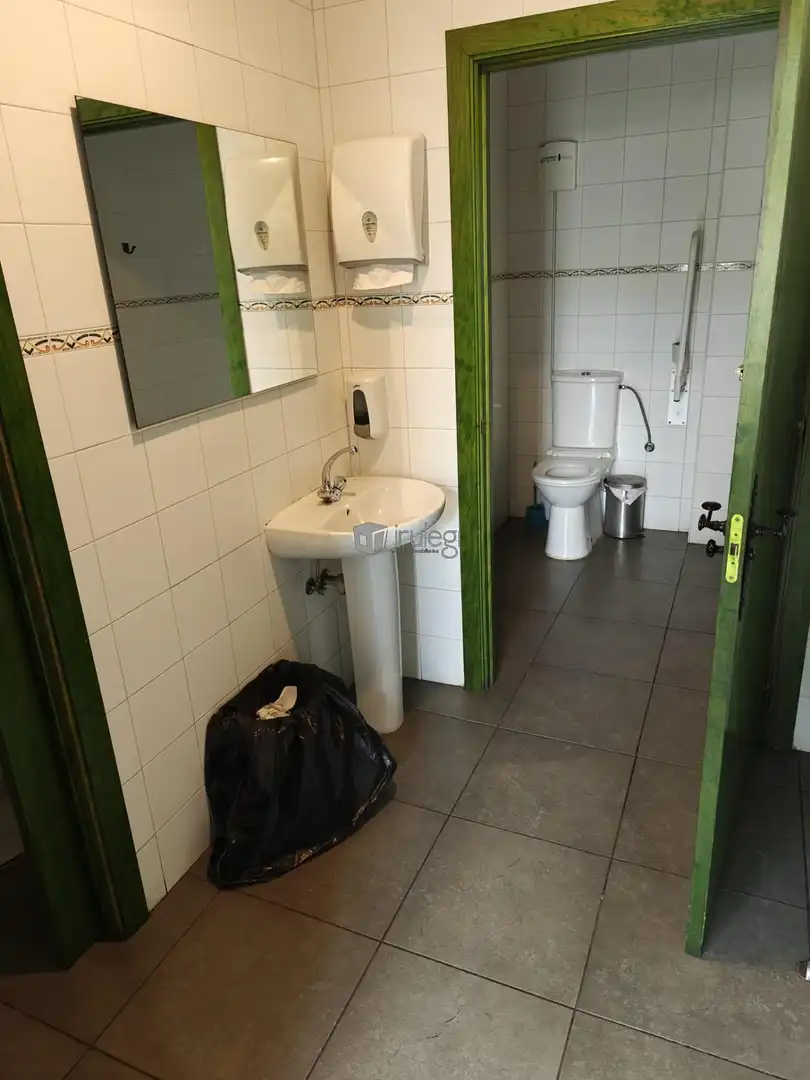 Local en venta en Barrio ANTZIOLA, Hernani