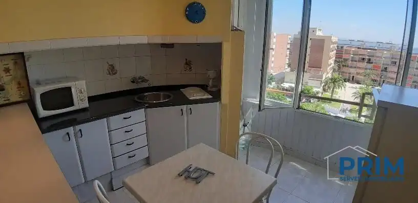 Cuina de Apartament en venda en La Pineda