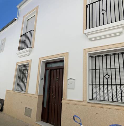 Casa-chalet en Venta en Olvera