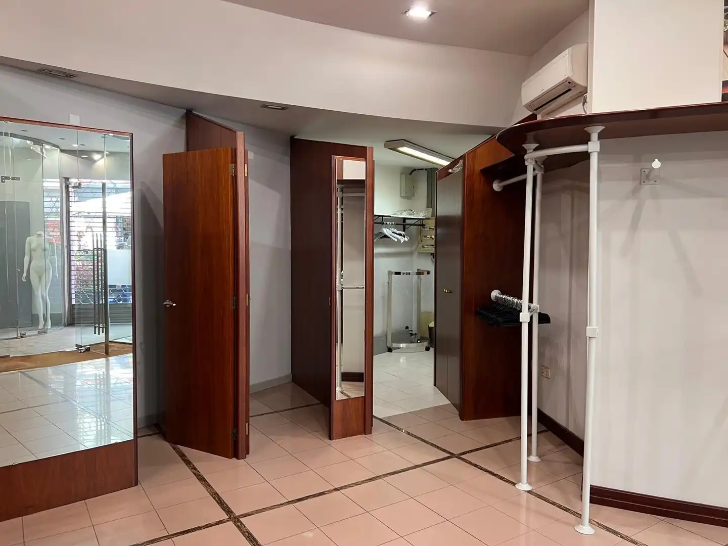 Local comercial de lloguer a Centre, imagen 8