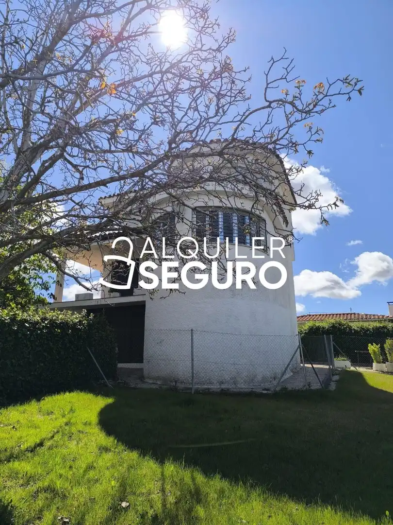 Vista exterior de Casa o chalet de alquiler en Lillo con Calefacción, Terraza y Trastero