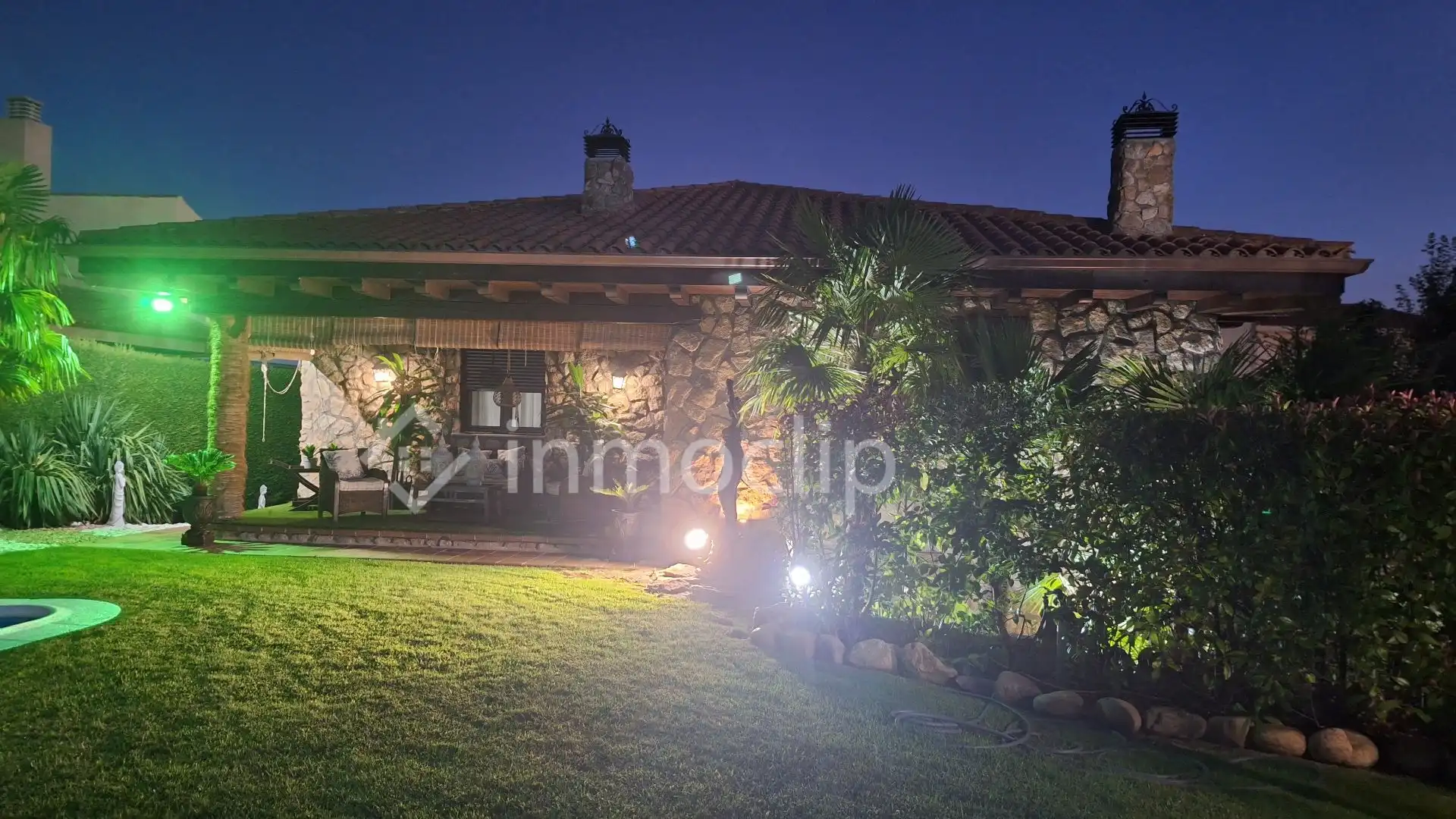 Casa o xalet en venda a Rabindranath Tagore, Villamayor