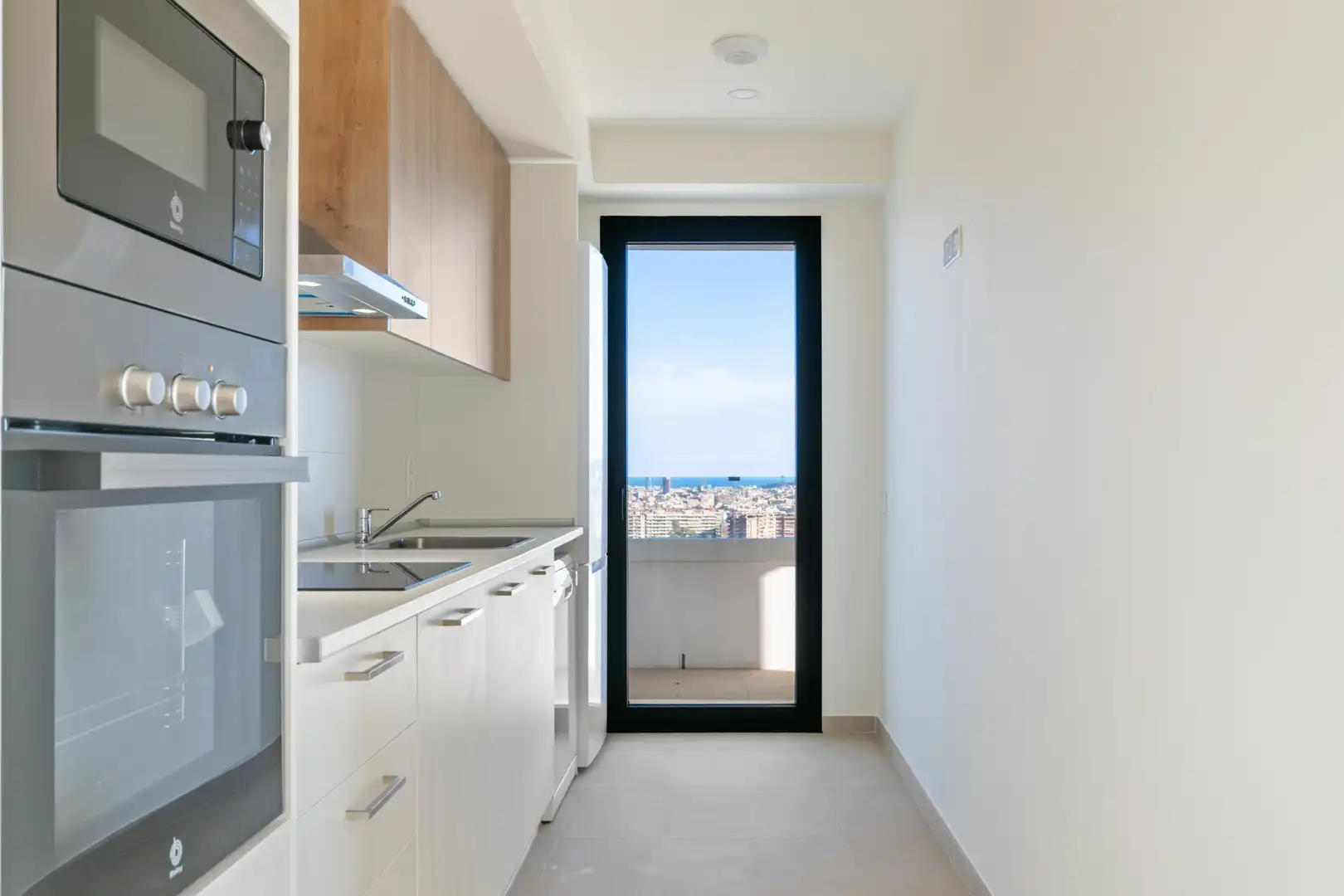 Cocina de Piso de alquiler en Esplugues de Llobregat con Aire acondicionado, Calefacción y Terraza