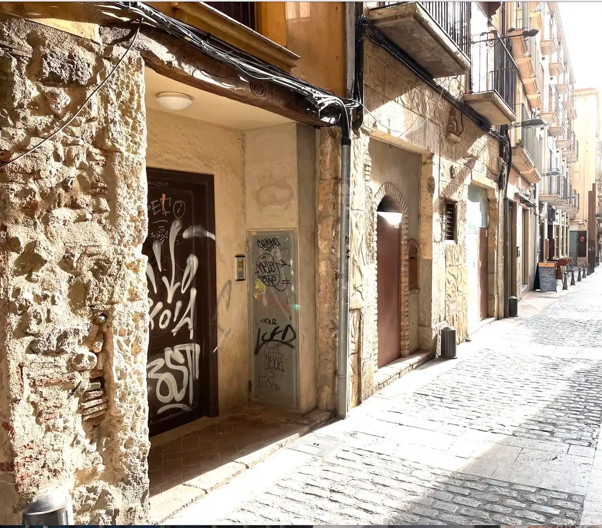 Gewerbefläche zum Verkauf in Carrer de la Mar 15