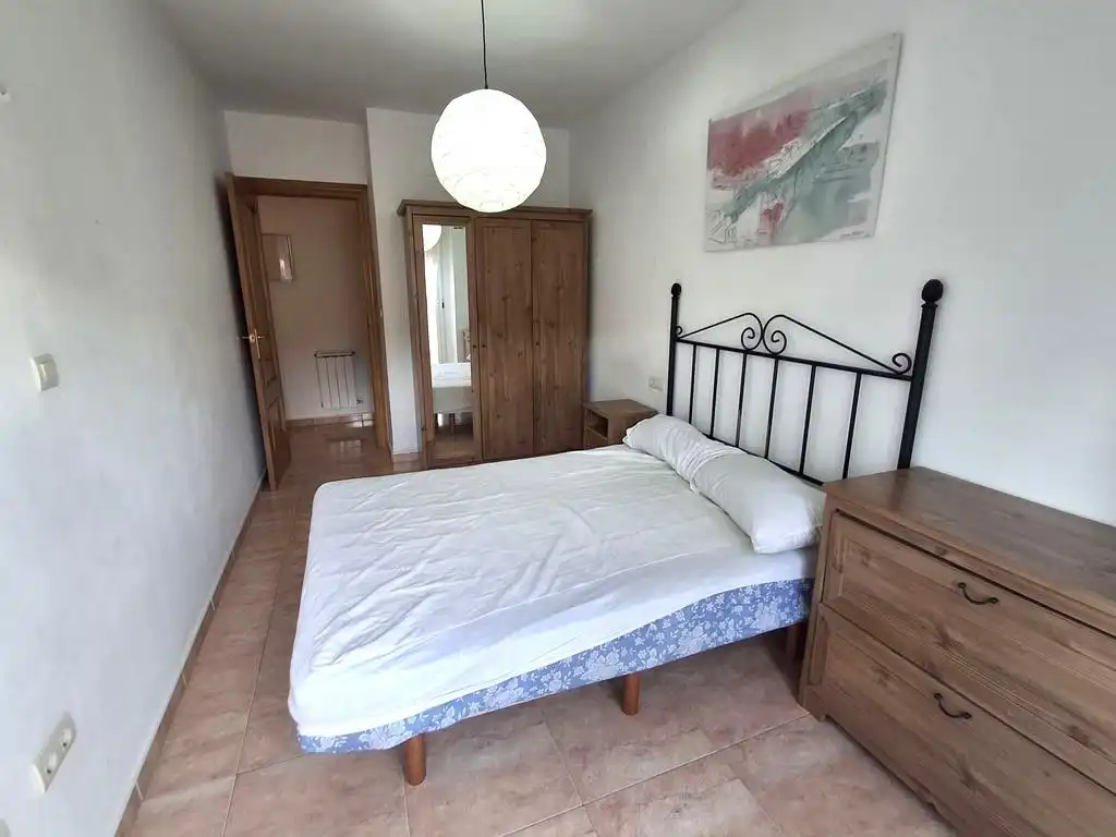 Habitación de Piso en venta en La Roda con Calefacción, Trastero y Balcón