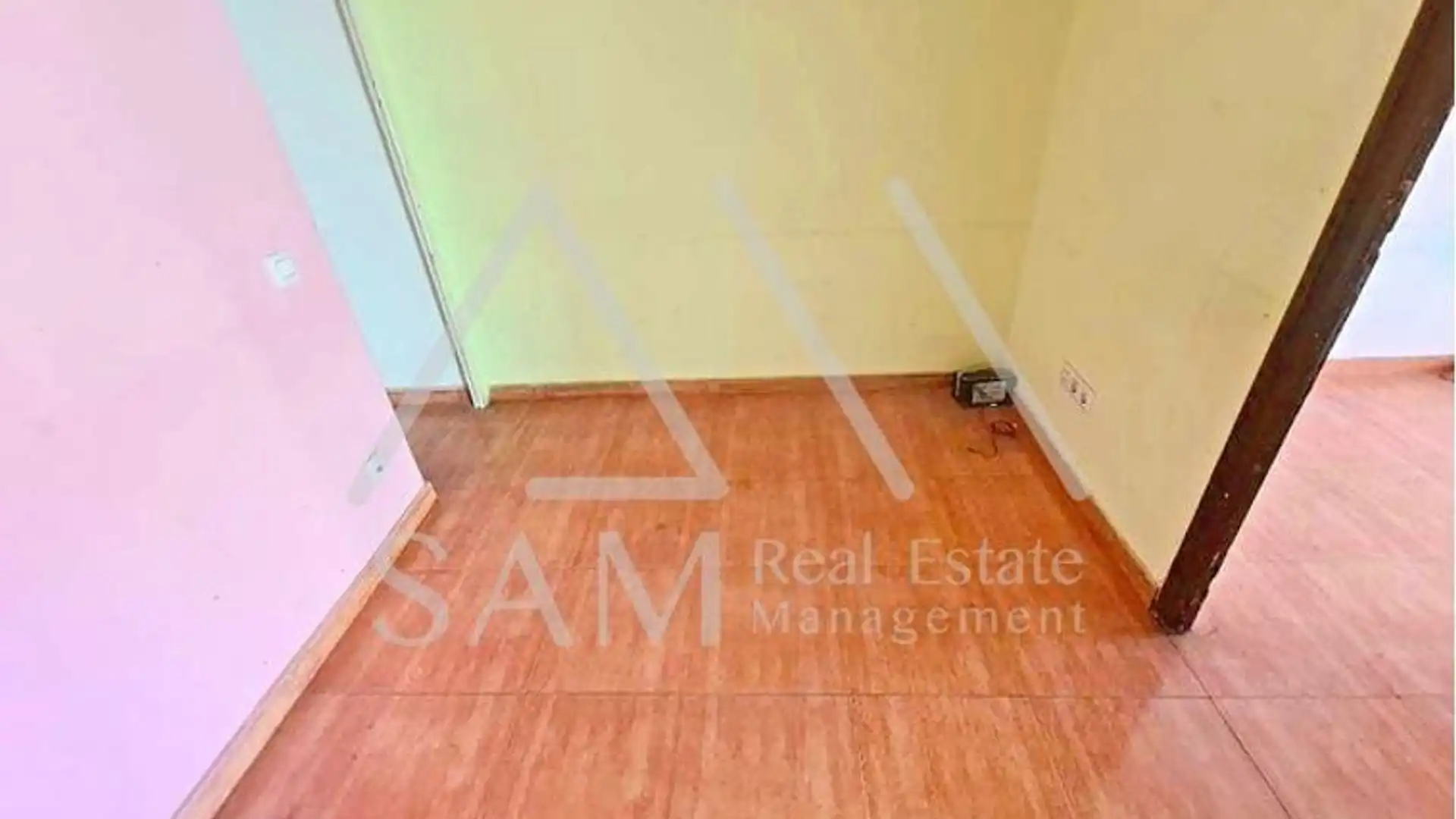 Flat for sale in Badalona