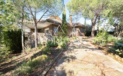 Vista exterior de Casa o xalet en venda en Castellvell del Camp amb Aire condicionat, Calefacció i Jardí privat