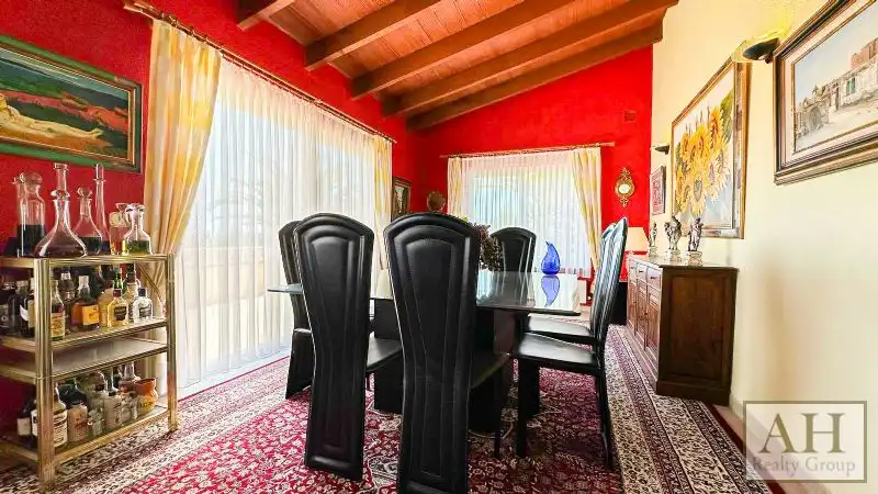 Houses for sale in Pueblo - Urbanizaciones