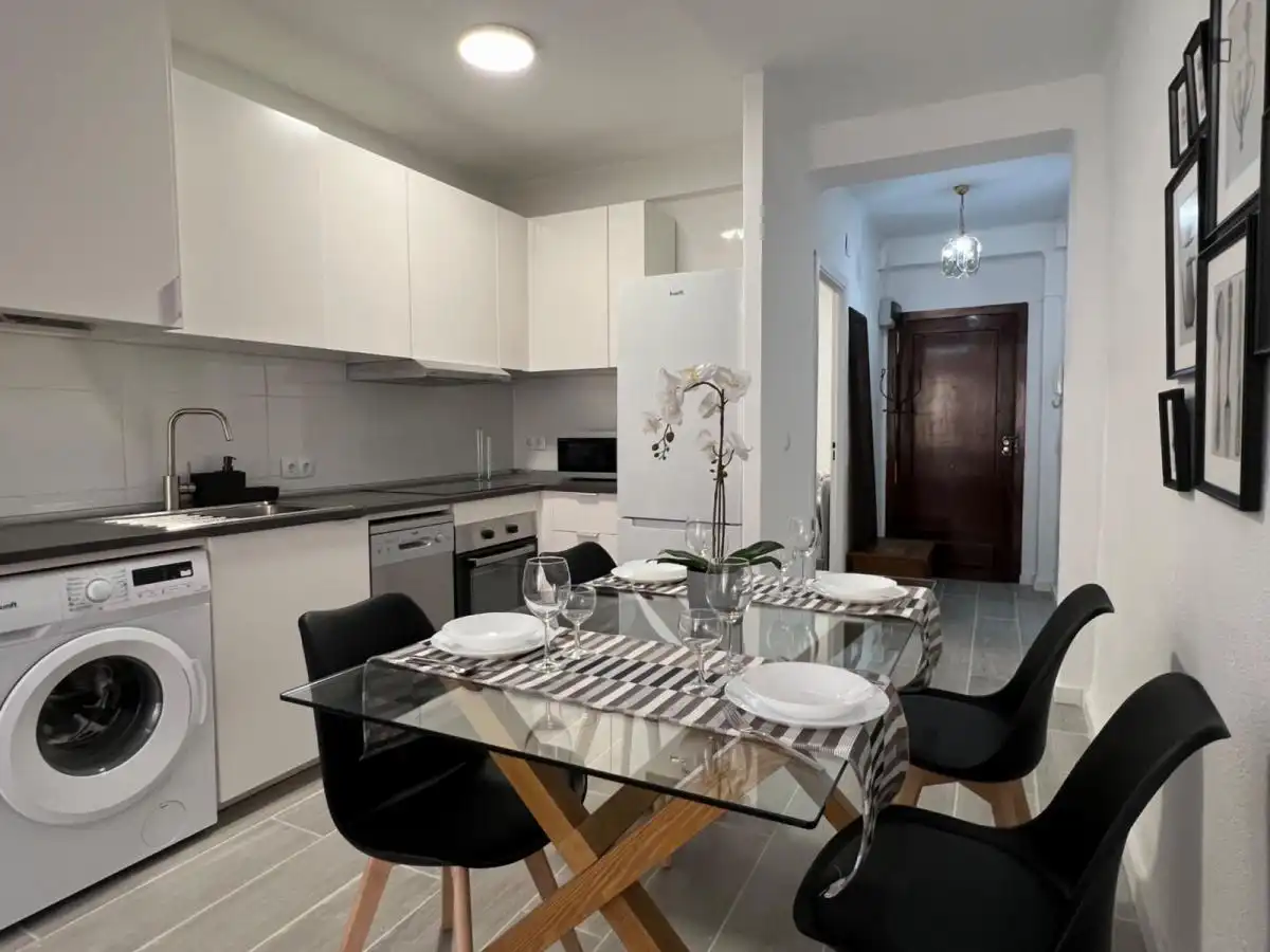 Habitación en El Molinillo - Capuchinos