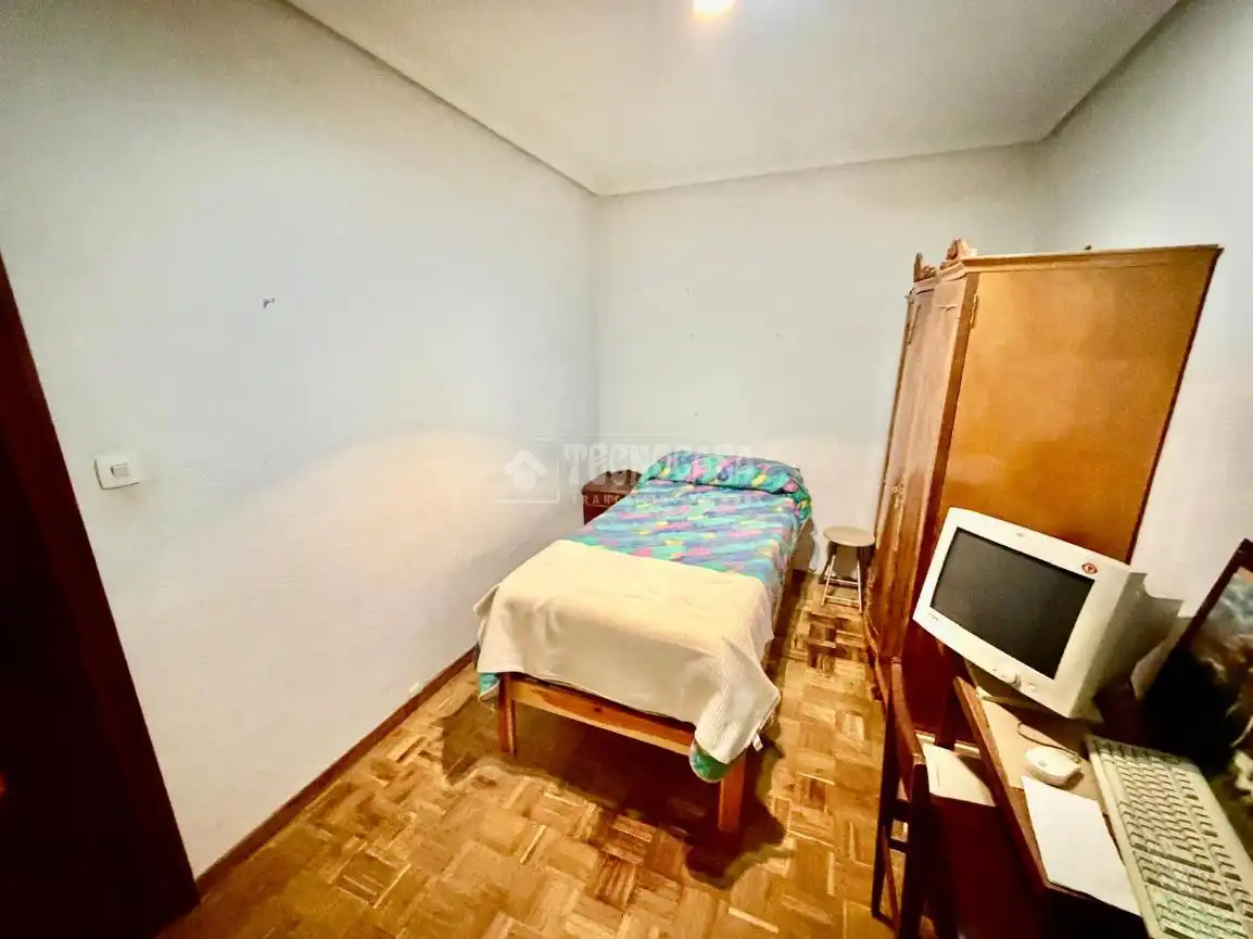 Dormitori de Pis en venda en Ávila