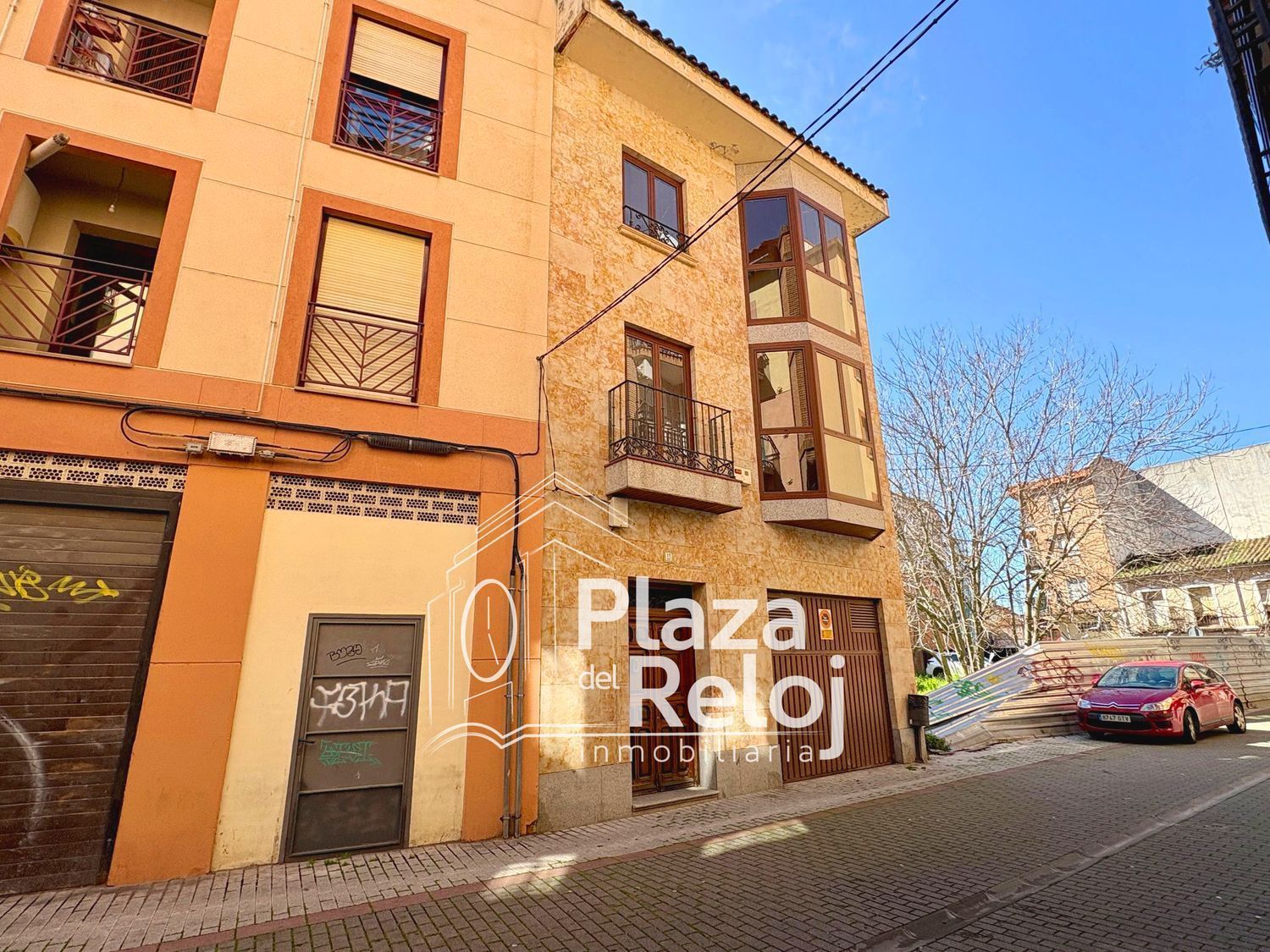 Exterior view of House or chalet for sale in Talavera de la Reina  with Air Conditioner, Terrace and Storage room