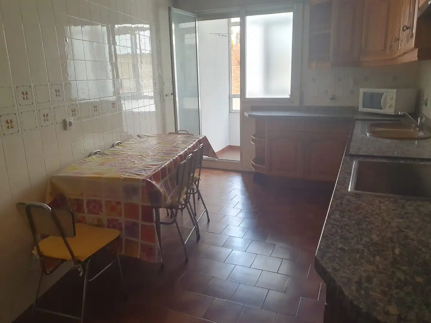 Küche von Wohnung zum Verkauf in León Capital  mit Heizung, Parkett und Terrasse