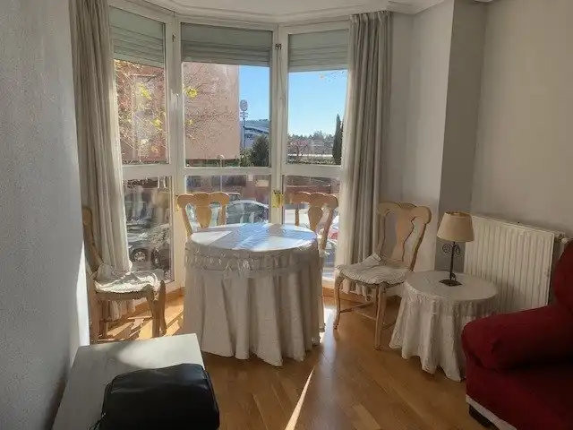 Dining room of Flat for sale in  Madrid Capital  with Heating, Private garden and Parquet flooring
