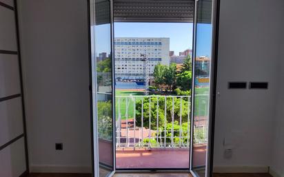 Terrassa de Pis de lloguer en  Madrid Capital amb Aire condicionat i Balcó