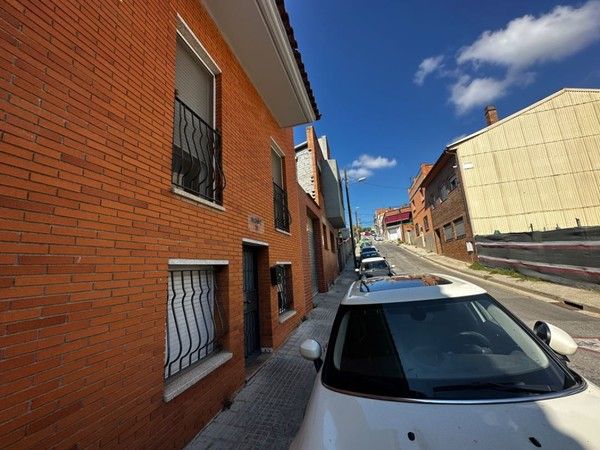 Exterior view of Flat for sale in Rubí