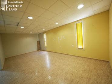 Local comercial de lloguer a Tomelloso