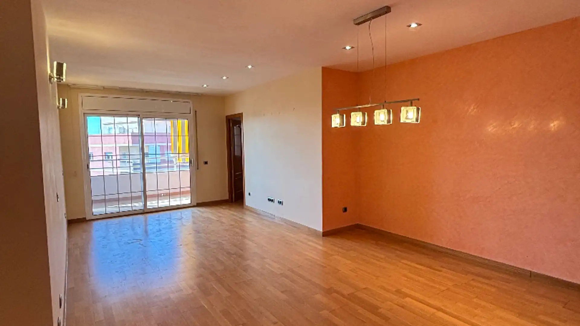 Sala d'estar de Pis en venda en Gavà