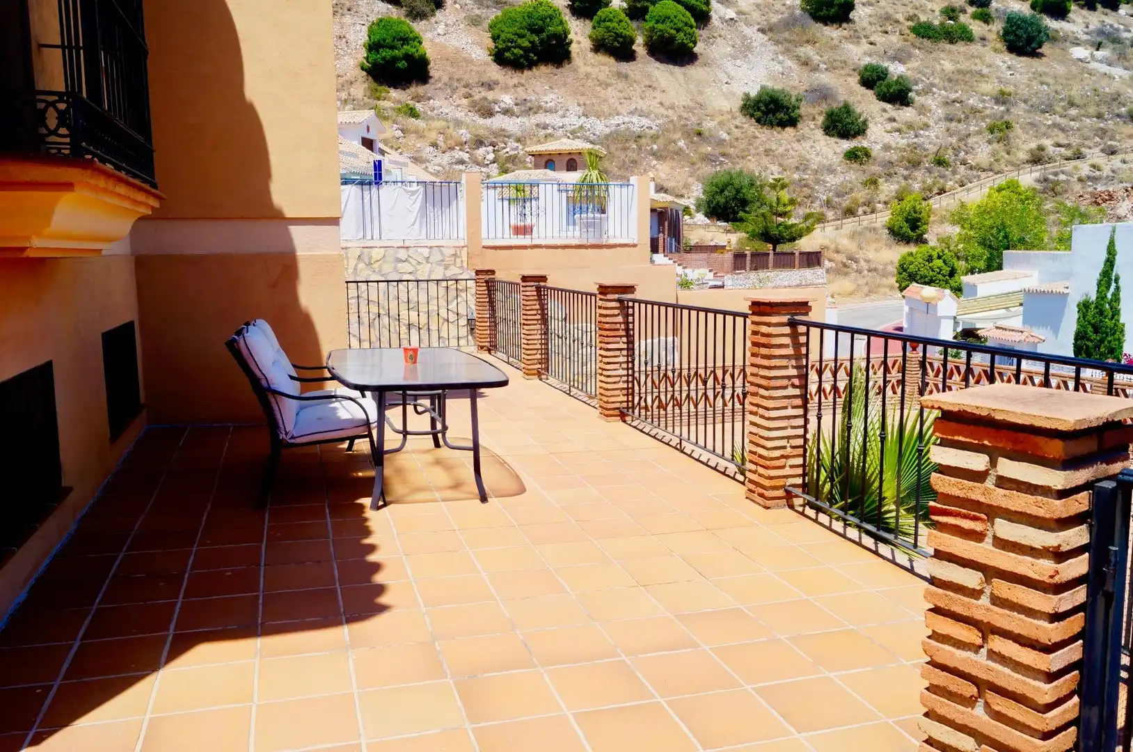 Terrasse von Haus oder Chalet zum Verkauf in Benalmádena mit Klimaanlage, Heizung und Privatgarten