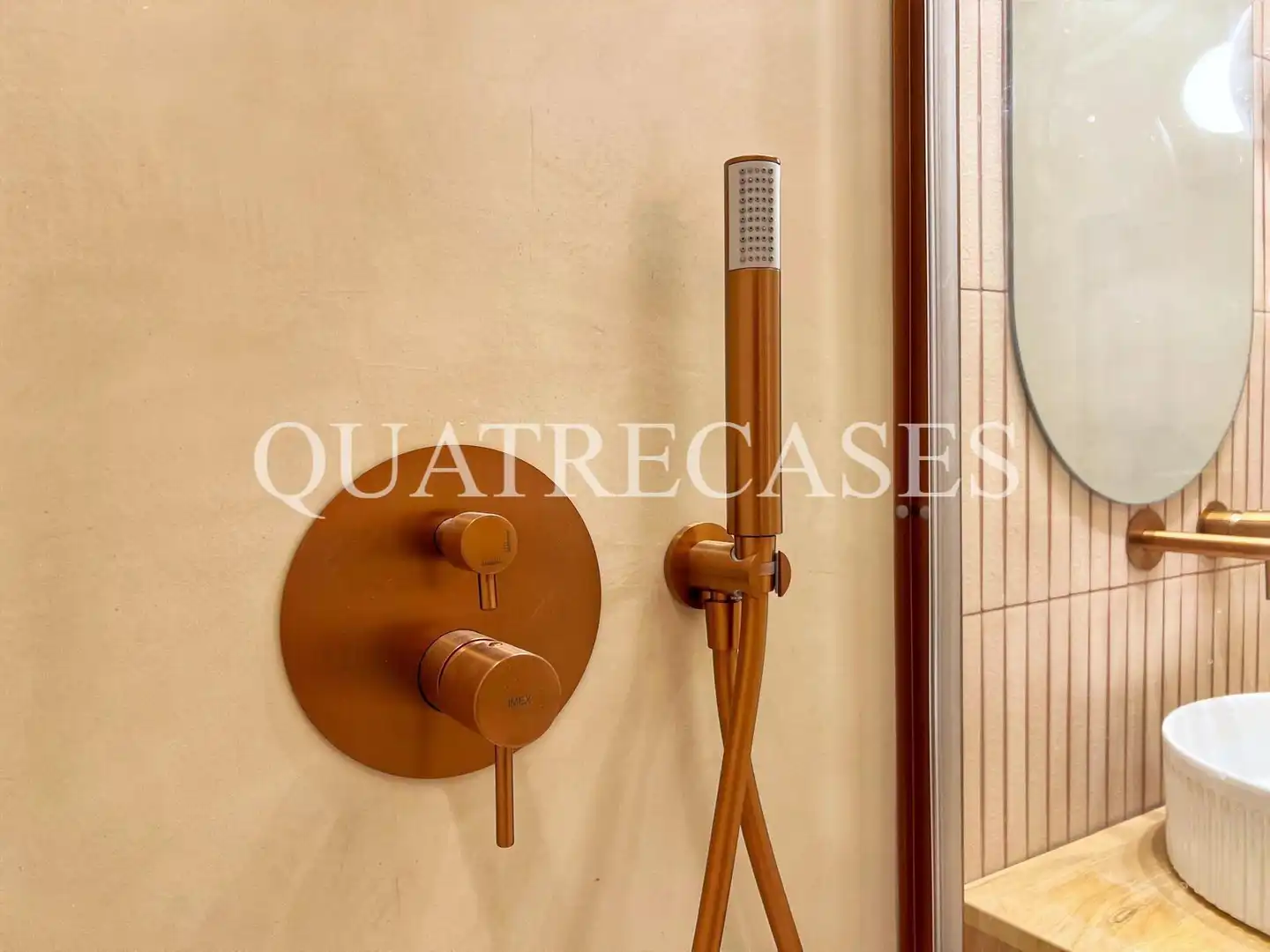 Baño de Piso en venta en Barcelona con Aire acondicionado, Calefacción y Amueblado
