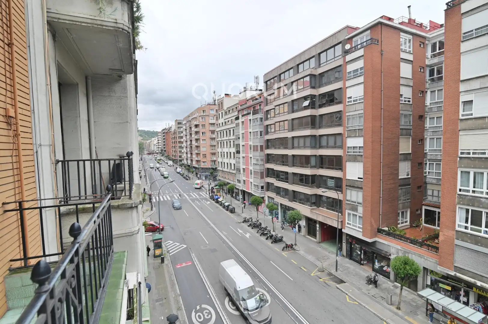 Vista exterior de Piso en venta en Bilbao  con Calefacción, Terraza y Balcón
