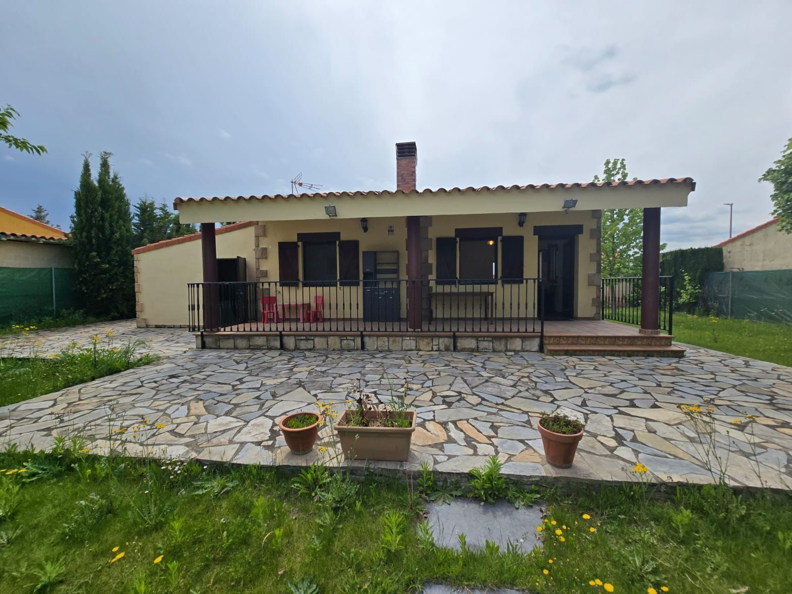 Exterior view of House or chalet for sale in Tulebras