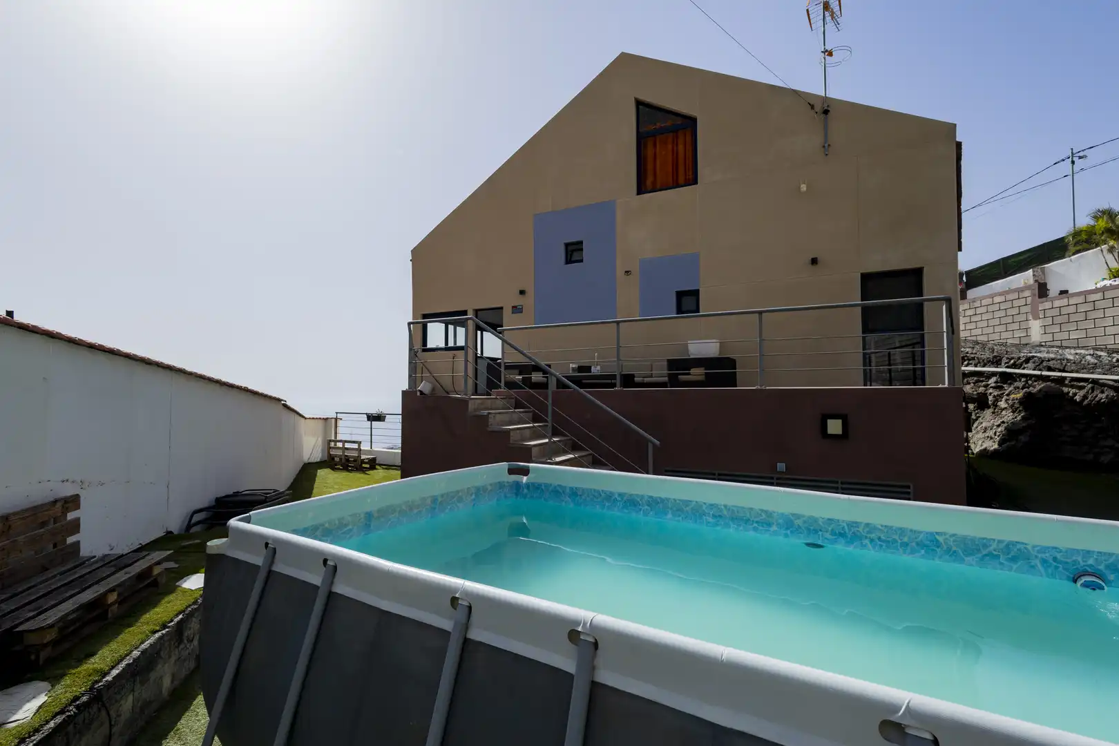 Schwimmbecken von Haus oder Chalet zur Miete in Araya