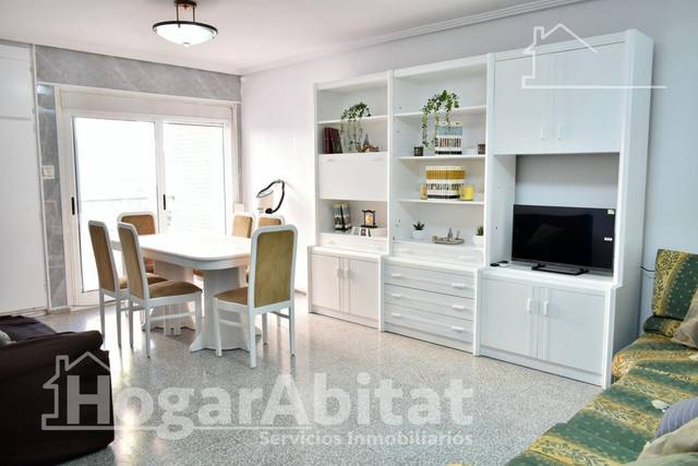 Piso en Venta en Calle Calle Maestrat en Avenida de Abril - 9 de Octubre