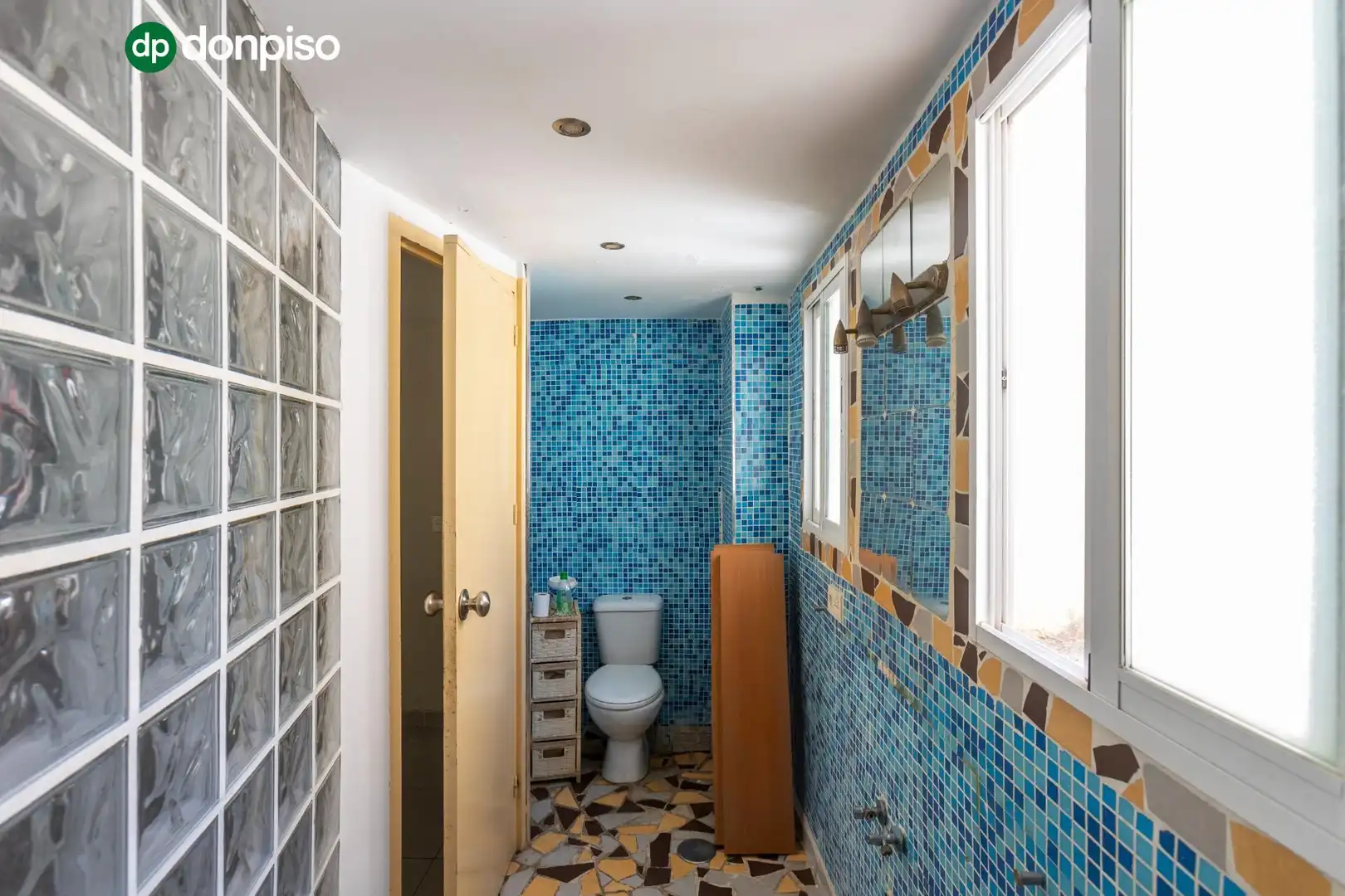 Bany de Loft en venda en Motril amb Aire condicionat
