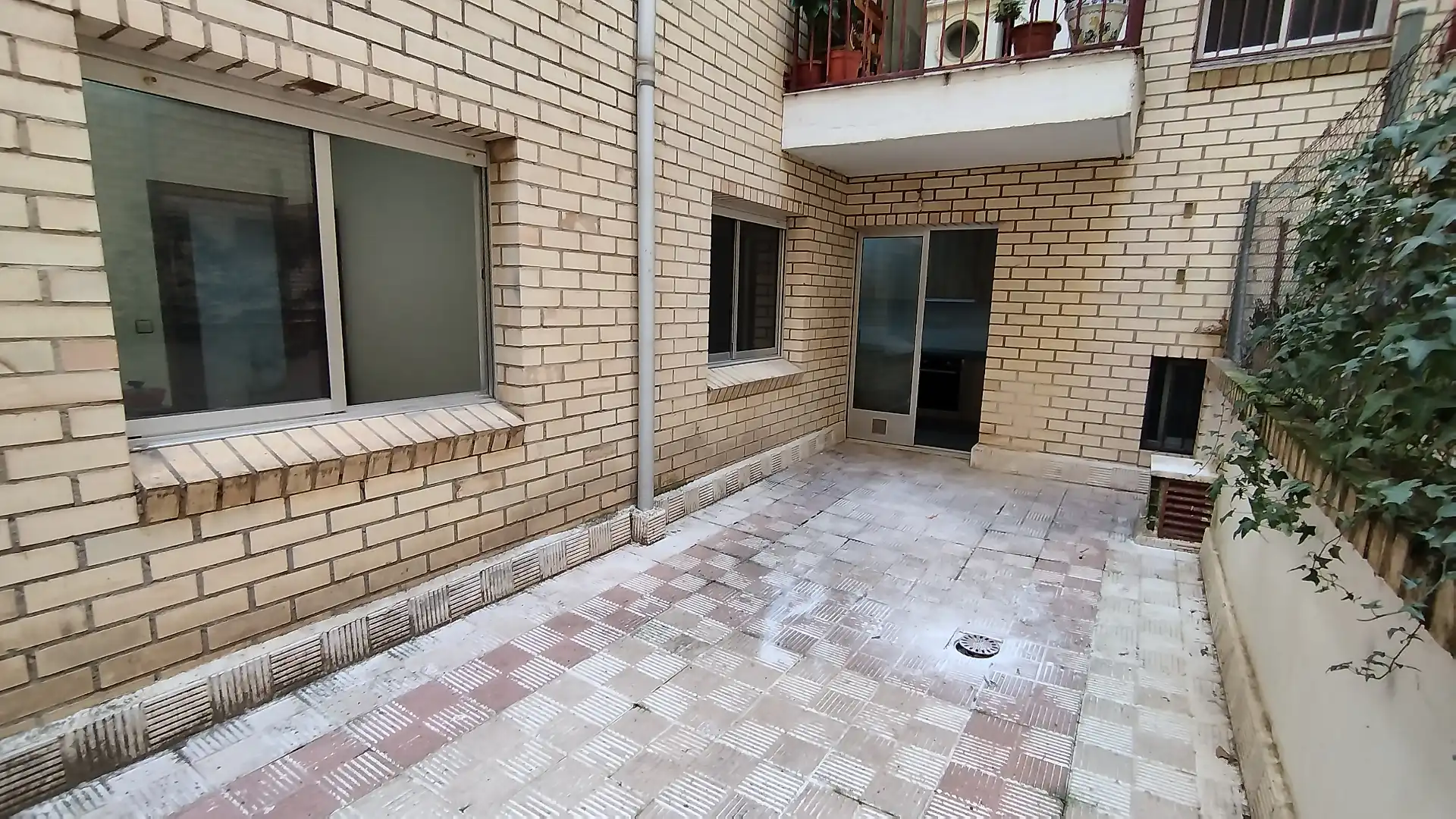 Exterior view of Flat for sale in Huesca  with Terrace and Balcony