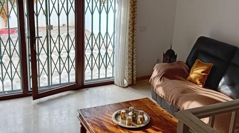 Beautiful Semi-Detached House , imatge 3