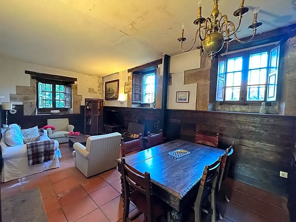 Country homes for sale in Barrio Quijas, Reocín