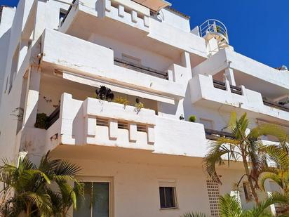 Exterior view of Apartment for sale in Estepona  with Air Conditioner and Terrace