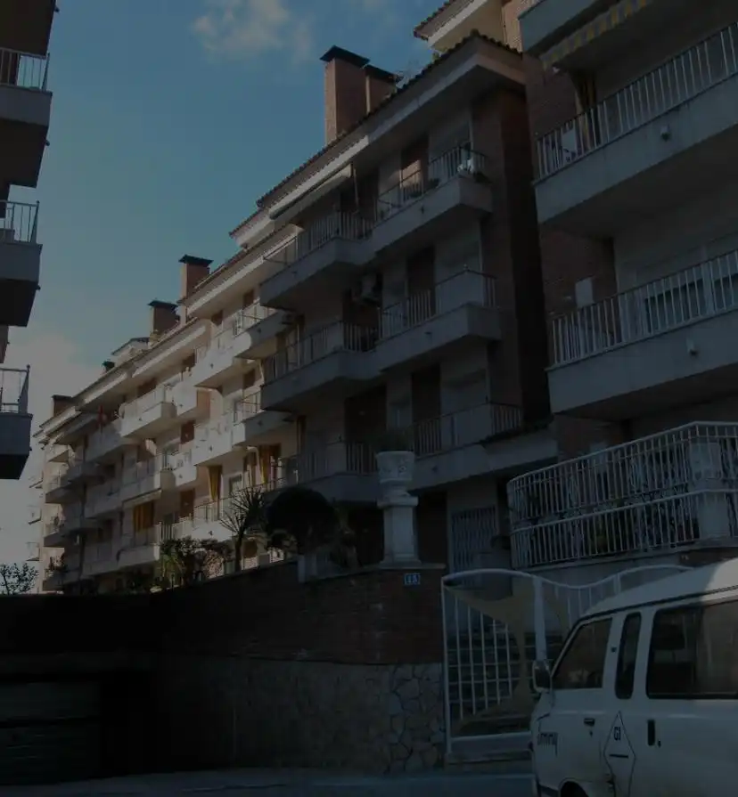 Außenansicht von Wohnung zum Verkauf in Blanes mit Klimaanlage, Balkon und Internet