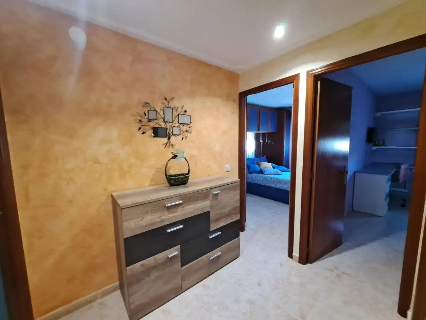 Flat for sale in Parla  with Air Conditioner and Swimming Pool