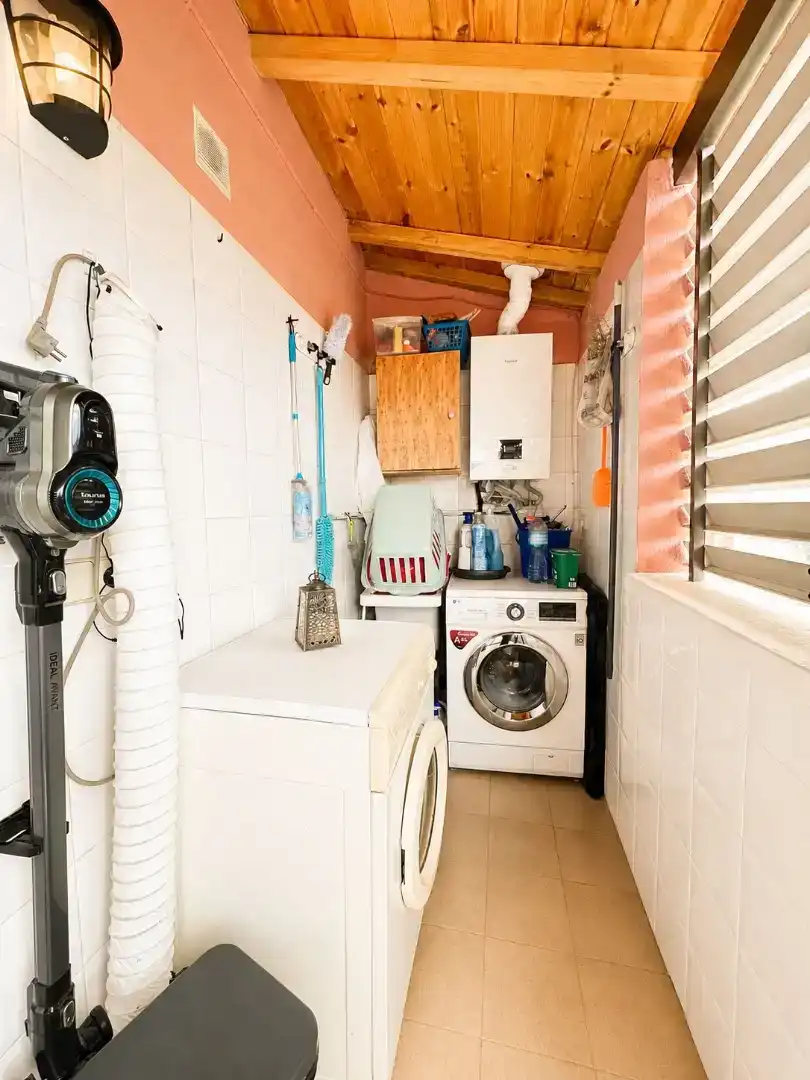 Cuina de Casa adosada en venda en Palafolls amb Aire condicionat i Piscina