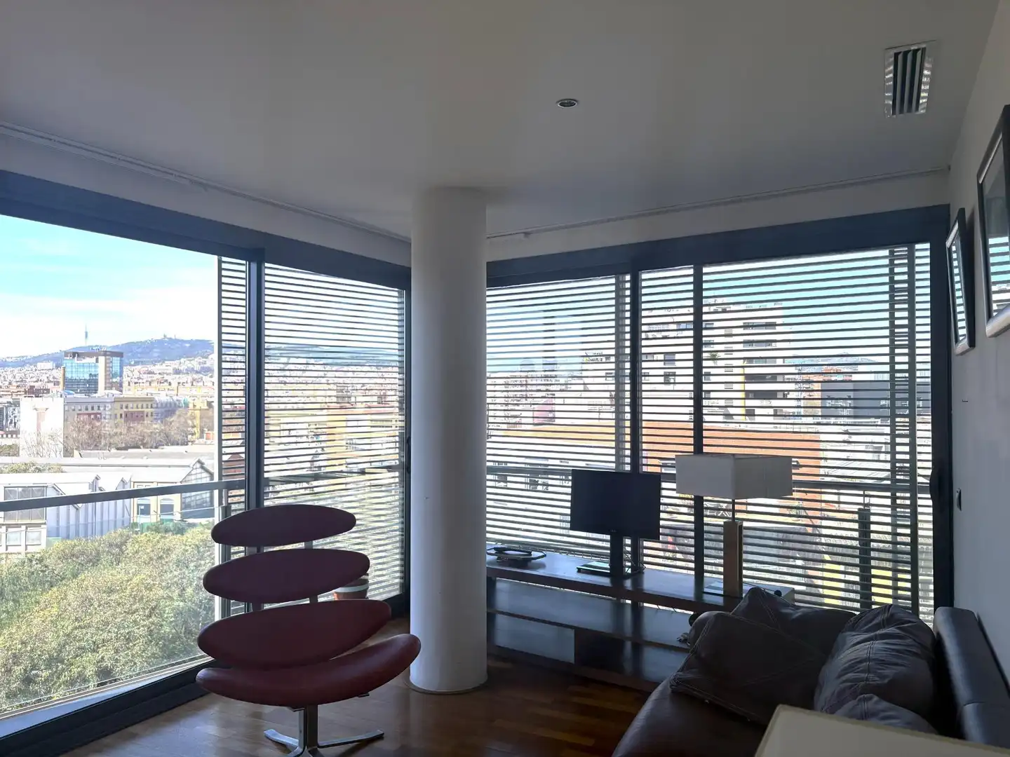 Wohnzimmer von Wohnung zum Verkauf in Barcelona mit Balkon