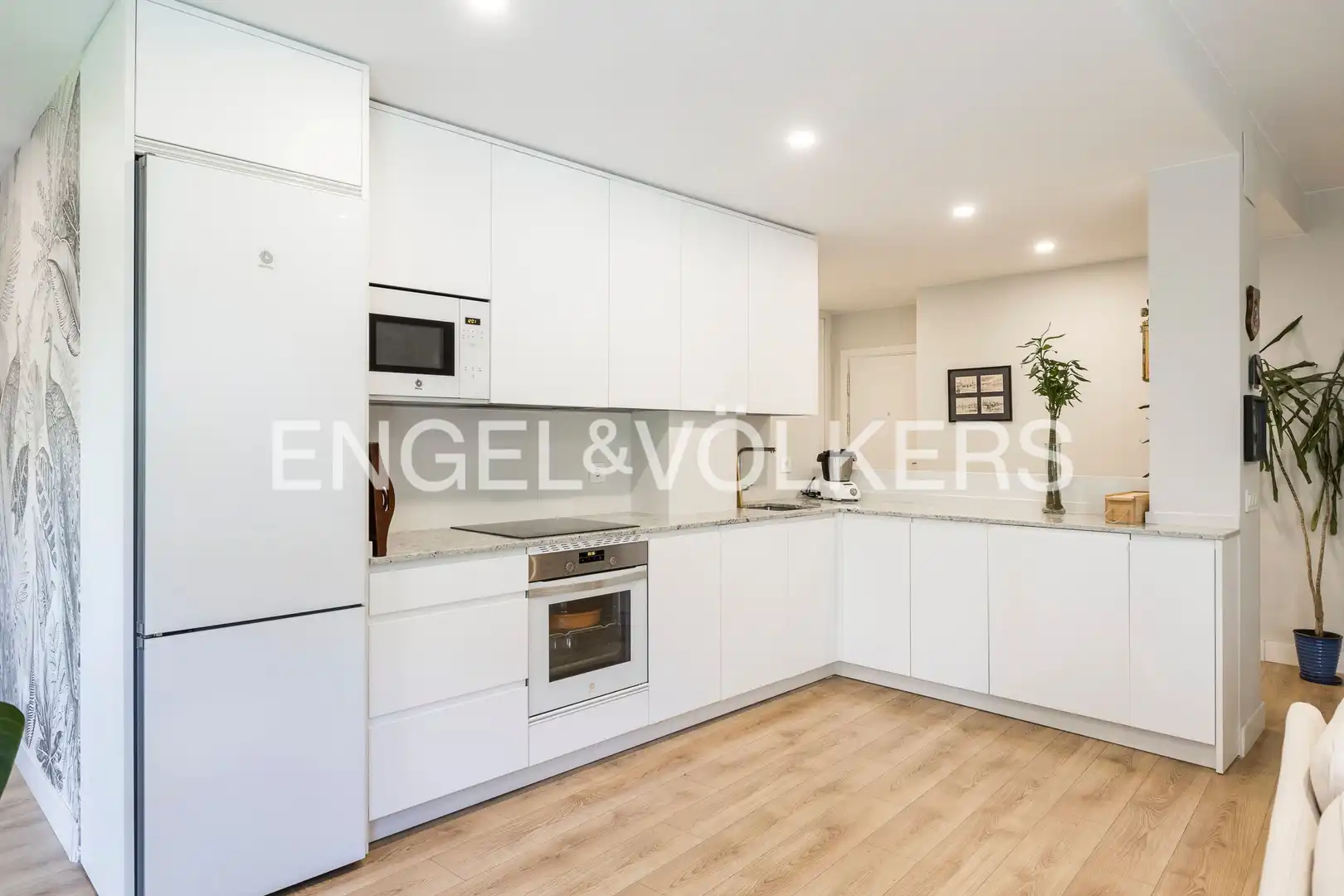 Kitchen of Apartments for sale in Madrid  with Air Conditioner, Heating and Private garden