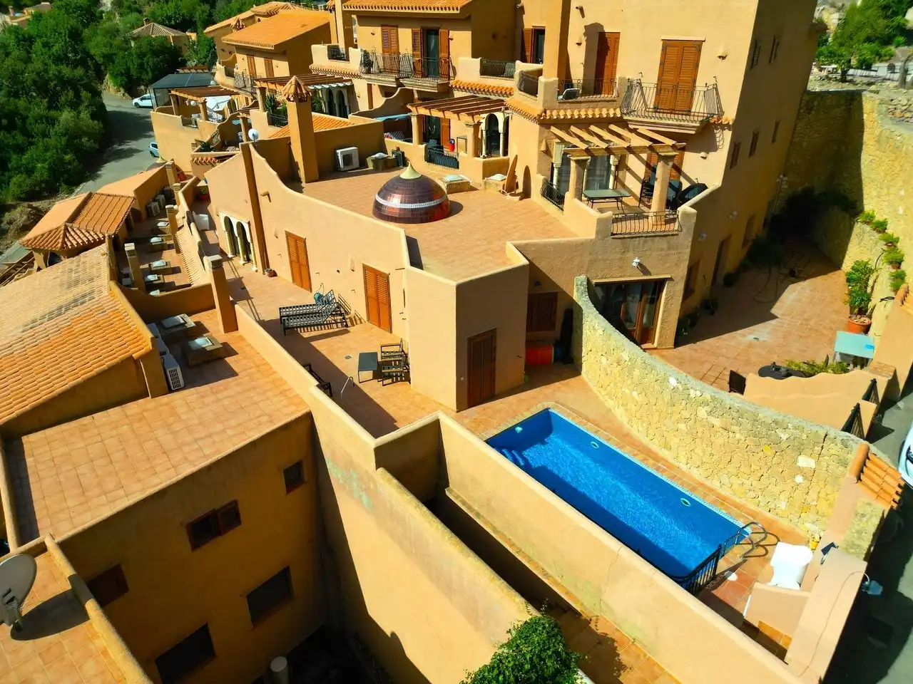 Vista exterior de Casa o xalet en venda en Turre amb Aire condicionat, Terrassa i Piscina