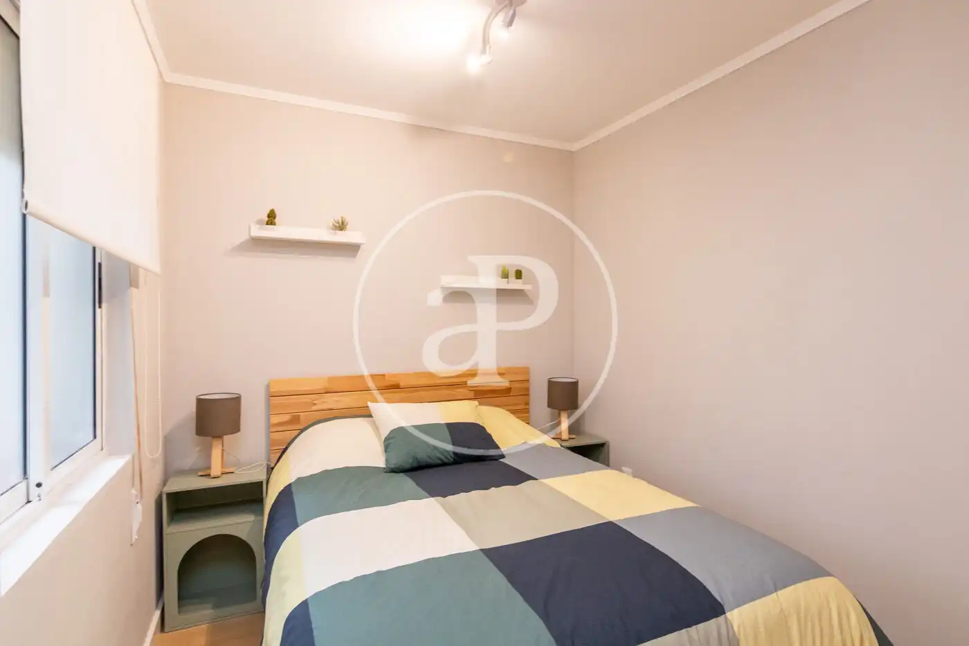Bedroom of Flat for rent in Madrid  with Air Conditioner, Heating and Furnished