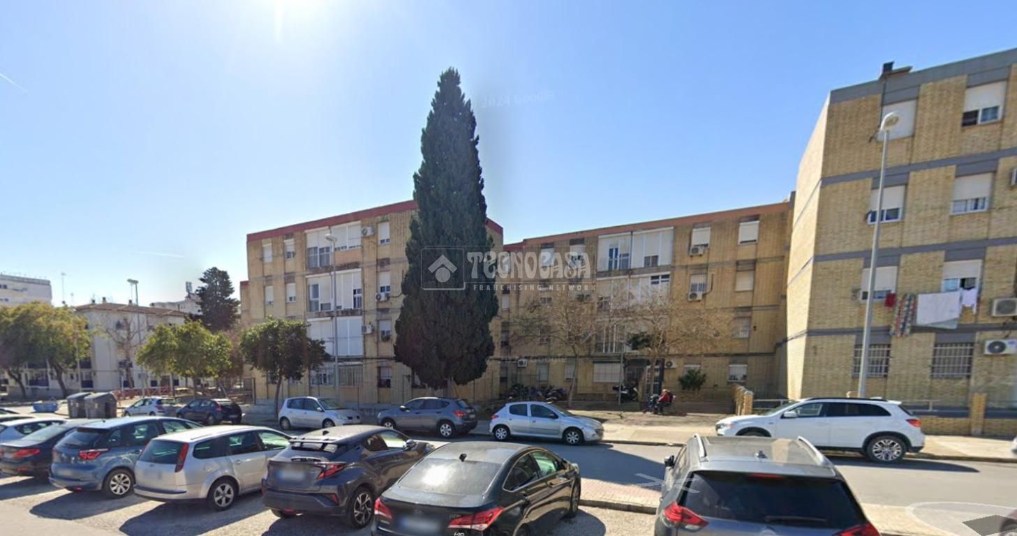 Vista exterior de Pis en venda en Jerez de la Frontera