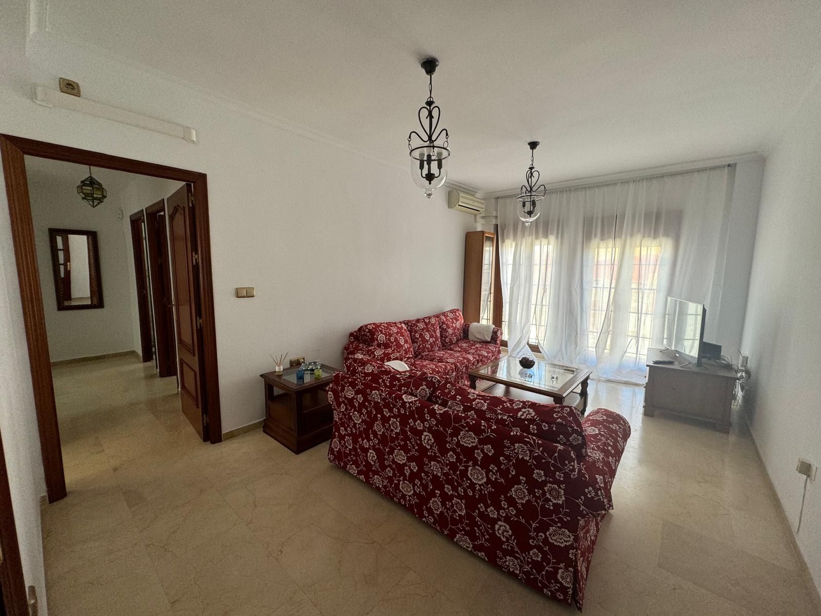 Sala d'estar de Pis en venda en Algeciras amb Aire condicionat
