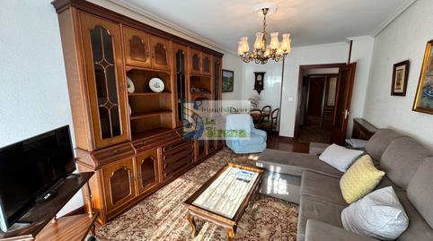 Foto 2 de Pis de lloguer a Calle de la Ronda, 2, Centro, Cantabria