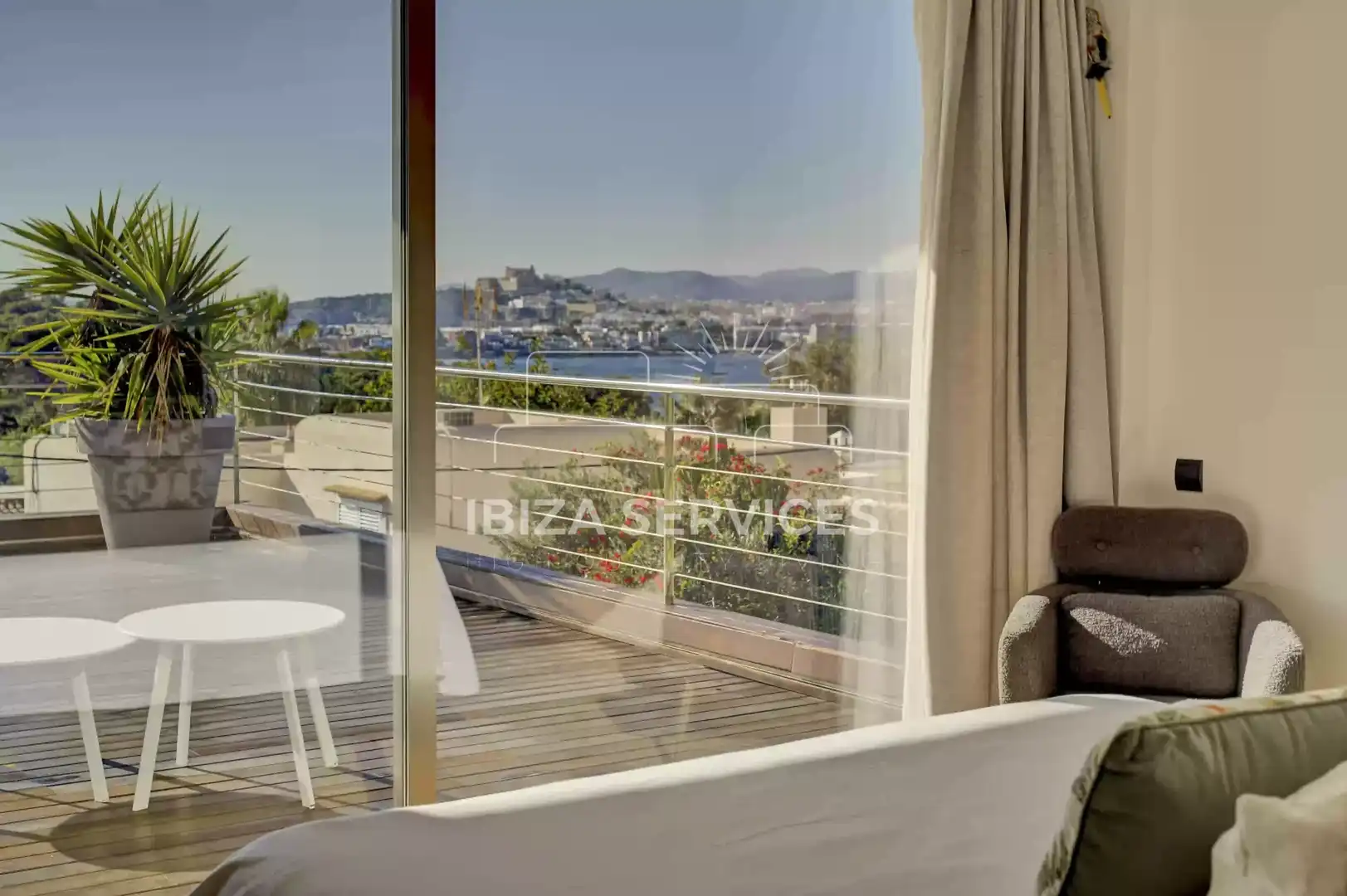 Villa à louer à Marina Botafoc - Platja de Talamanca, imagen 21