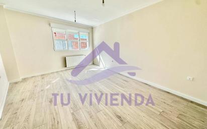 Flat for sale in Alfareros, Saldaña