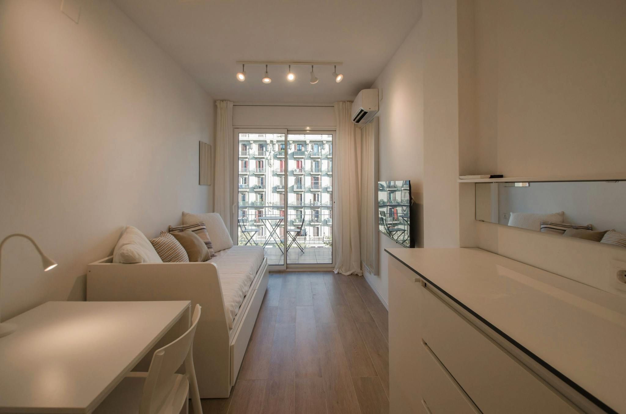 Bedroom of Flat to rent in  Barcelona Capital  with Air Conditioner, Heating and Furnished
