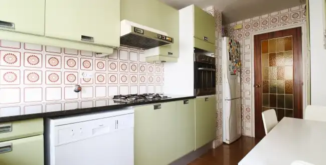 Cuina de Pis en venda en Girona amb Aire condicionat, Traster i Balcó