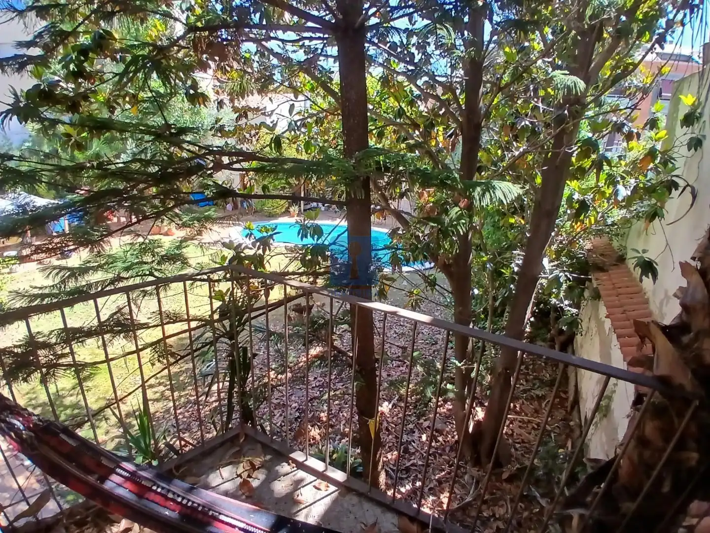 Piscina de Casa adosada en venda en Sabadell amb Calefacció, Terrassa i Traster