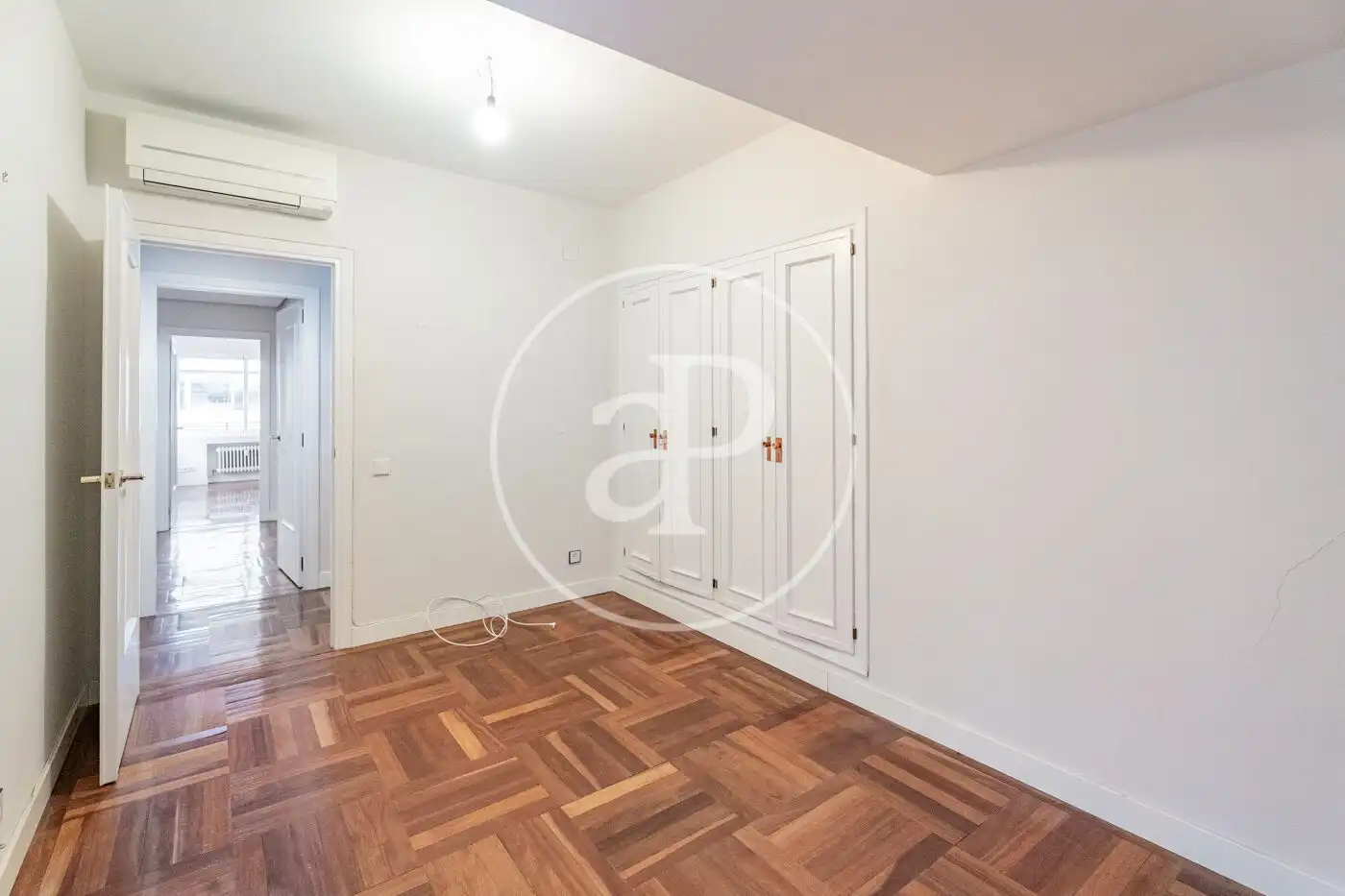 Habitación de Piso en venta en Madrid con Aire acondicionado, Calefacción y Terraza