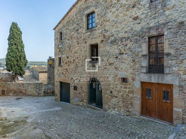 Casa rustica con piscina in vendita a Poble