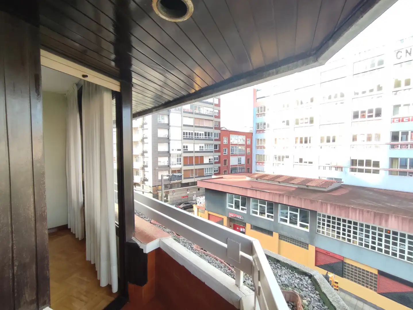 Terraza de Piso de alquiler en Gijón  con Calefacción, Parquet y Amueblado